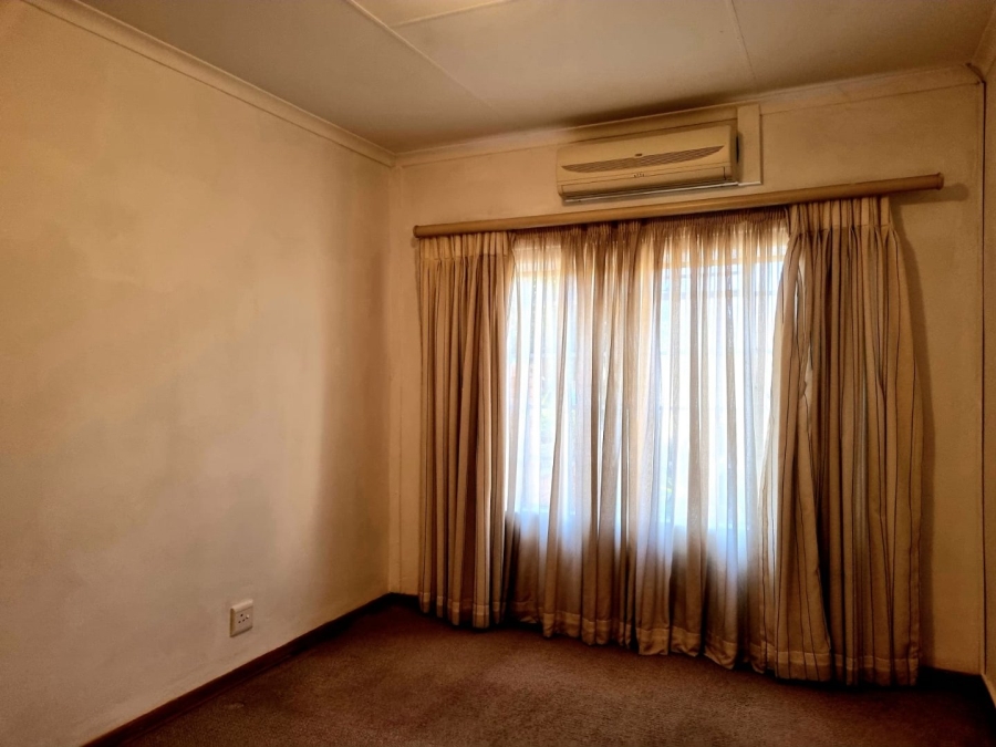 2 Bedroom Property for Sale in Minerva Gardens Northern Cape